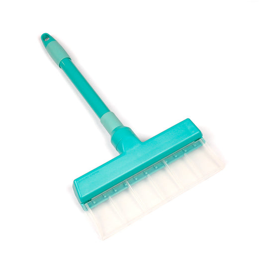 Aqua Blade Full Set Pro is featuring 22cm and 30cm professional squeegees, an adjustable angle adapter for awkward angles, and two telescopic handles for extended reach